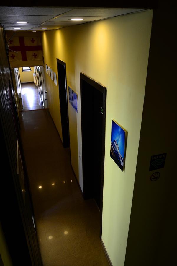 Daeli Hotel Μέστια Εξωτερικό φωτογραφία
