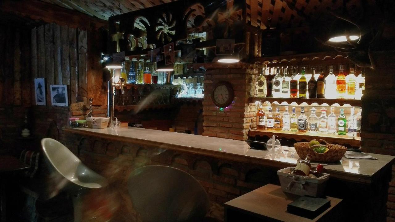 Daeli Hotel Μέστια Εξωτερικό φωτογραφία